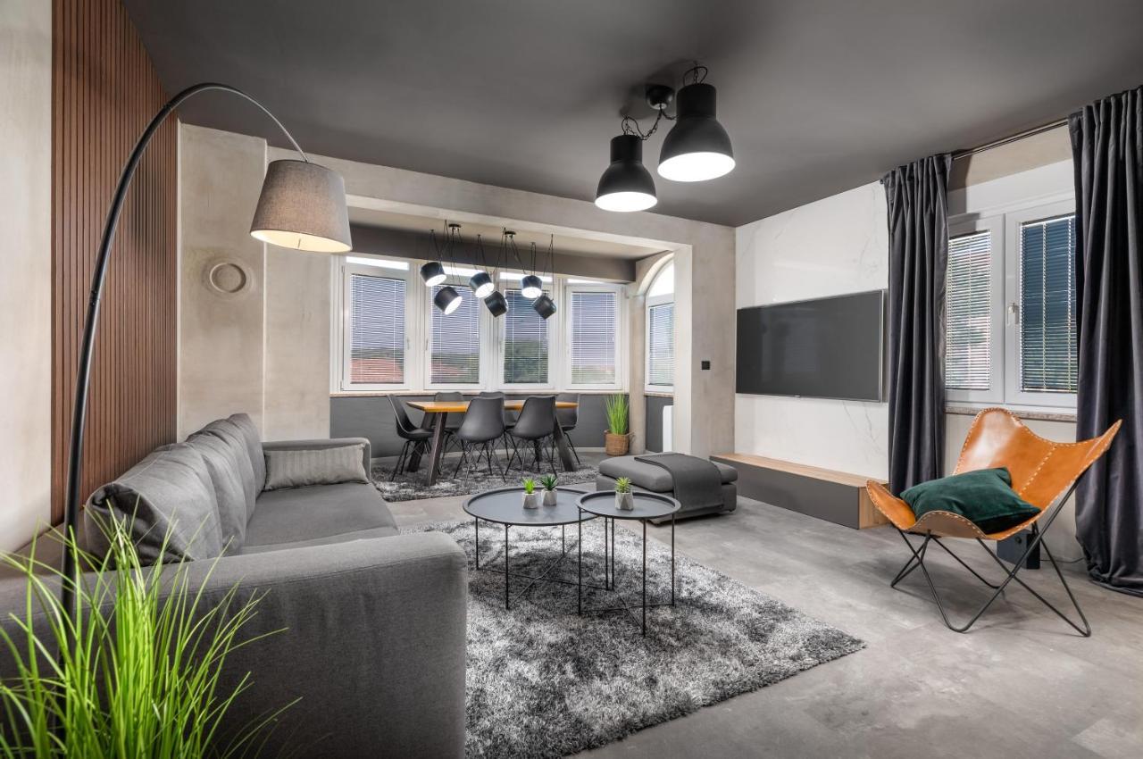 PUY Luxury Elit Apartment מראה חיצוני תמונה